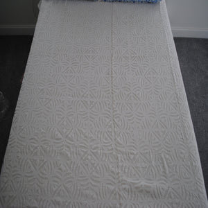 White Applique Cotton Bedspread - The Chalk Home