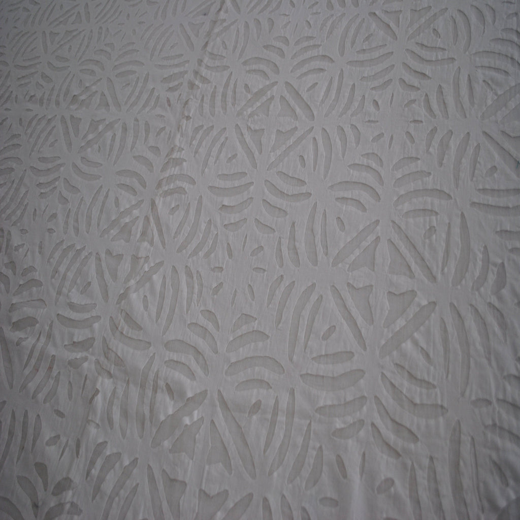 White Applique Cotton Bedspread - The Chalk Home